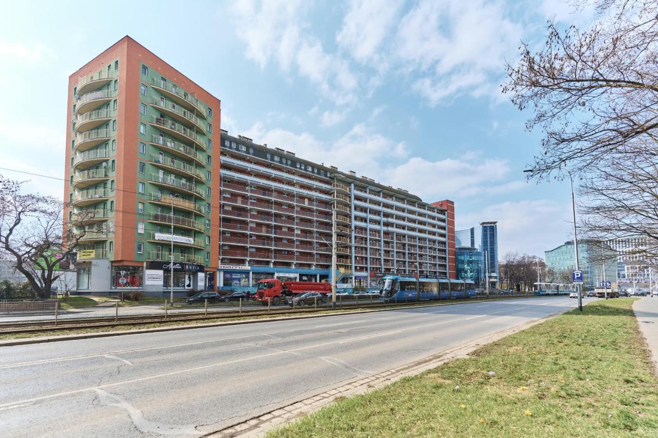 Apartments Wroclaw Legnicka By Noclegi Renters Extérieur photo