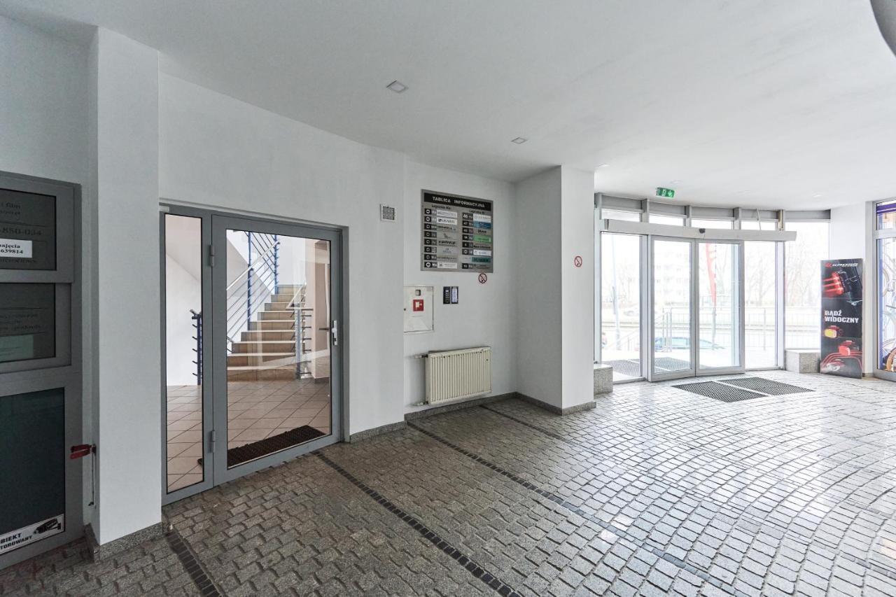 Apartments Wroclaw Legnicka By Noclegi Renters Extérieur photo